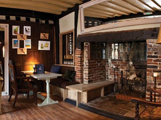 فندق The Cross Keys سافرون والدن المظهر الخارجي الصورة